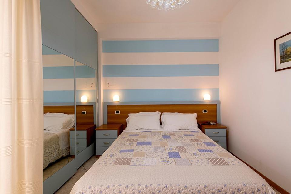 Hotel Le Soleil San Benedetto del Tronto Exterior foto